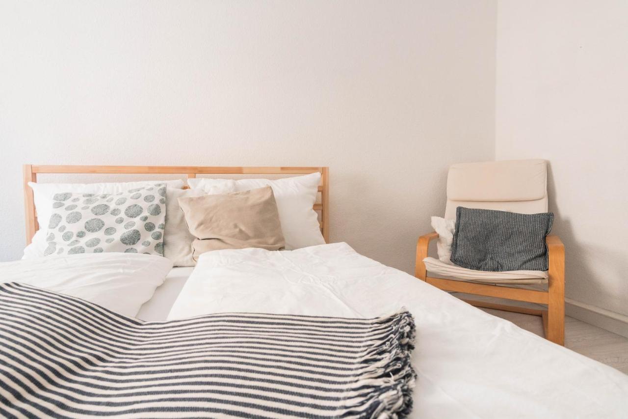 ארפורט Gemutliche 45M² Wohnung Mit Netflix & Disney+ מראה חיצוני תמונה